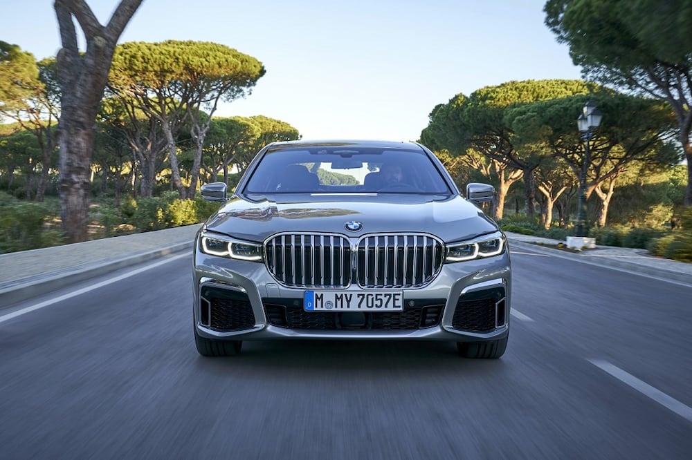 BMW conservará su motor V12 hasta 2023