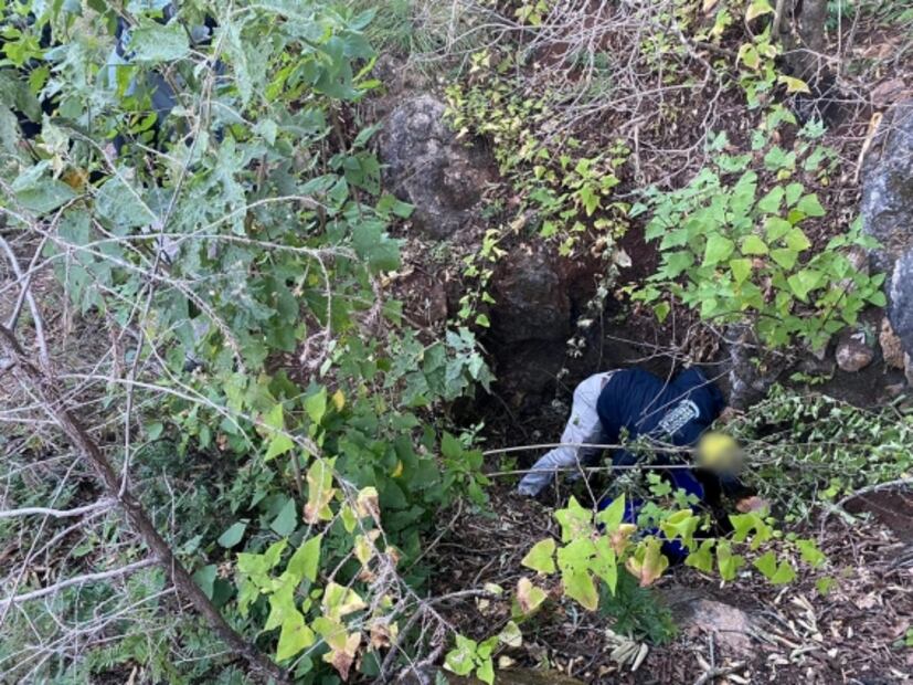 Autoridades encuentran tres cuerpos al interior de cueva en Oaxaca