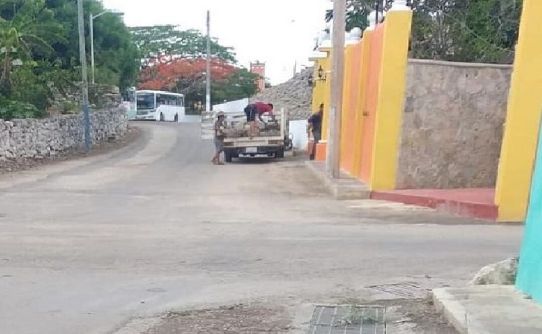 Momento exacto en que se robaron las piedras Foto: Especial