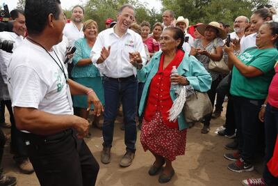 Pide Meade a simpatizantes 'dar todo' en recta final de campaña