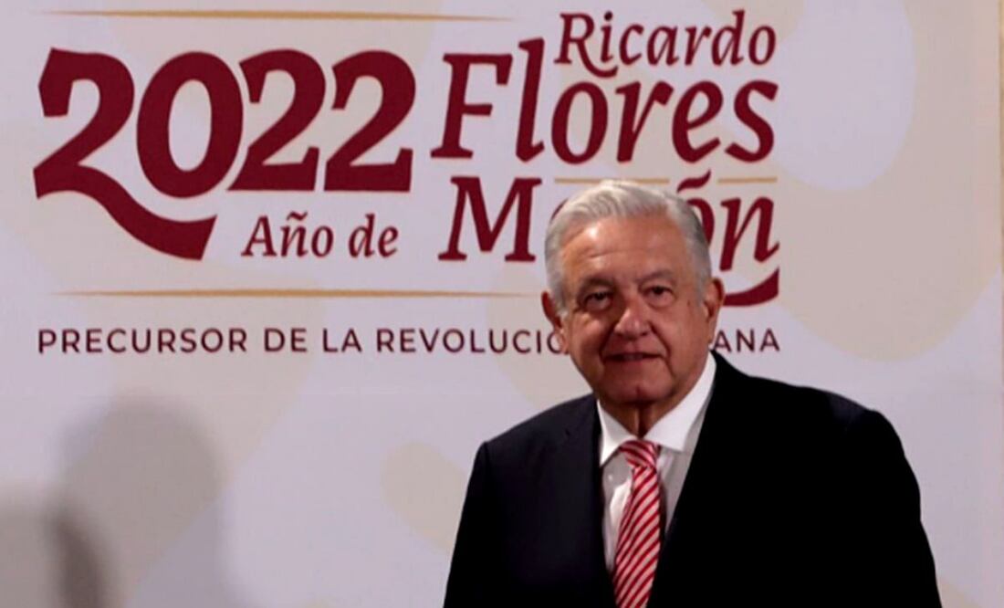 El Mandatario federal señaló que pedirá a Zoé Robledo, titular del IMSS, a que dé a conocer de manera pública esta denuncia contra Felipe Calderón. Foto: Berenice Fregoso