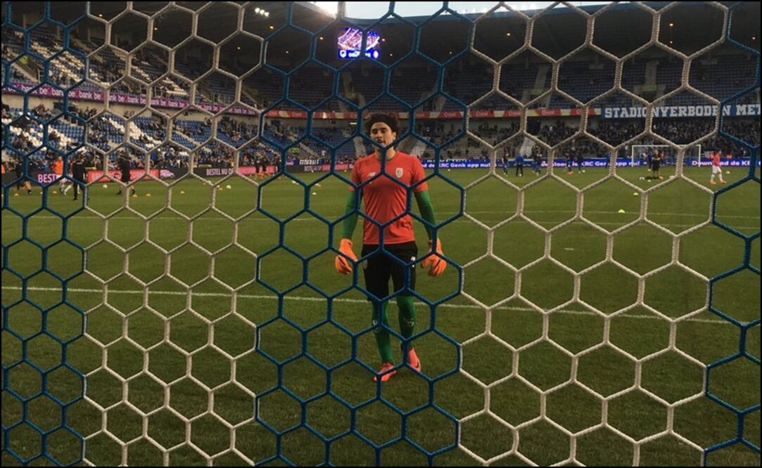 Guillermo Ochoa cada vez más lejos de la Champions