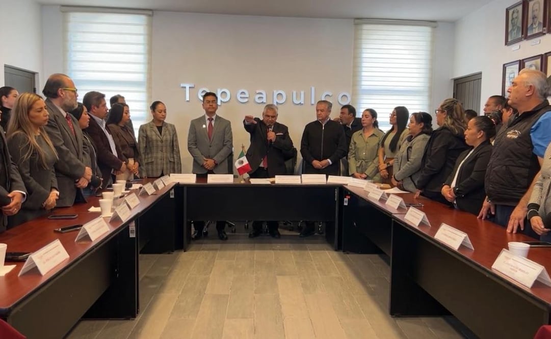 Rinde protesta, nuevo alcalde de Tepeapulco, Hidalgo, Félix Ávila (06/01/2026). Foto: Especial