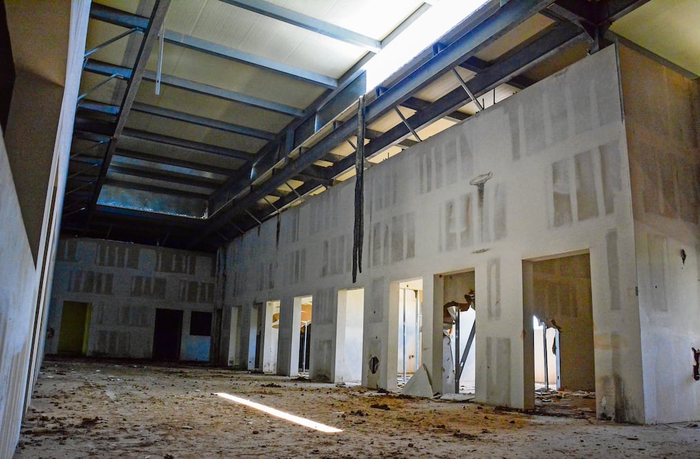 Las autoridades anunciaron la construcción de la Unidad de Vigilancia a fin de dar seguimiento epidemiológico y ambiental, pero nunca entró en operación ni la acabaron. Foto: Especial