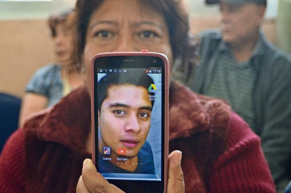 Hace casi dos años el hijo único de Julia Bello, Osvaldo, salió a trabajar el taxi 141. Lo último que supo es que hombres armados se lo llevaron. (SALVADOR CISNEROS. EL UNIVERSAL)