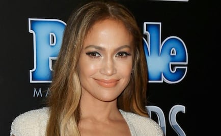 Critican vestido de Jennifer Lopez
