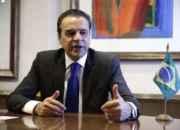 Dimite ministro de Turismo de Brasil ligado a corrupción