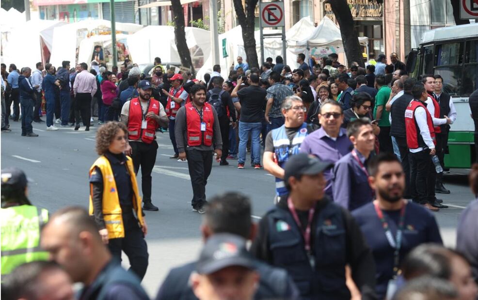 Simulacro de sismo 2024. Foto: Iván Montaño/EL UNIVERSAL