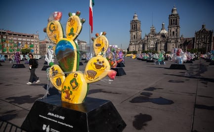 Clara Brugada inaugura exhibición "Nopalera en el Corazón"; 200 esculturas invaden el Zócalo capitalino