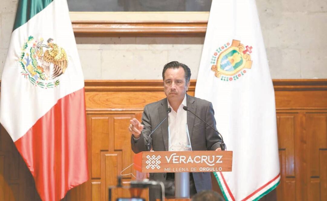 El gobernador Cuitláhuac García Jiménez comentó que la calificadora HR Ratings ha mejorado el status financiero de la entidad. Foto: ESPECIAL