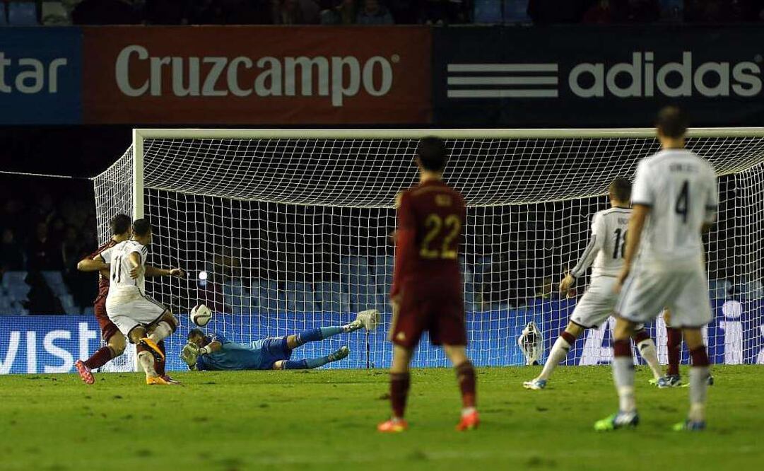 Héctor Herrera encabeza triunfo del Porto