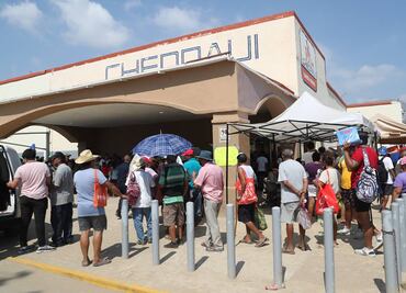 Reapertura de tiendas comerciales en Acapulco genera alegría y frustración