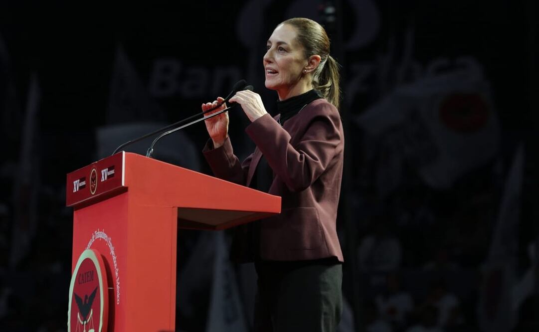 Aspirante a la presidencia, Claudia Sheinbaum acompañó al senador Pedro Haces durante el 15 aniversario de la CATEM en la Arena, Ciudad de México. Foto: Carlos Mejía/EL Universal