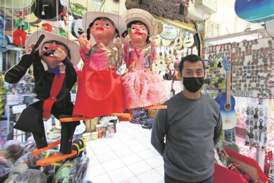 Juguetes tradicionales resisten ante la modernidad