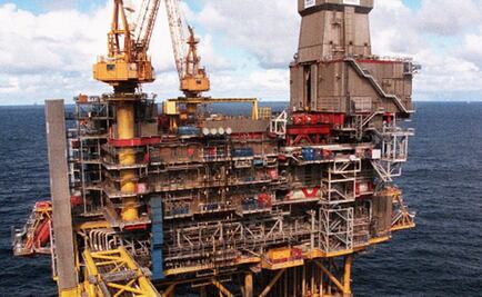 En octubre, cae recaudación 2.1% y suben ingresos petroleros 14.1%