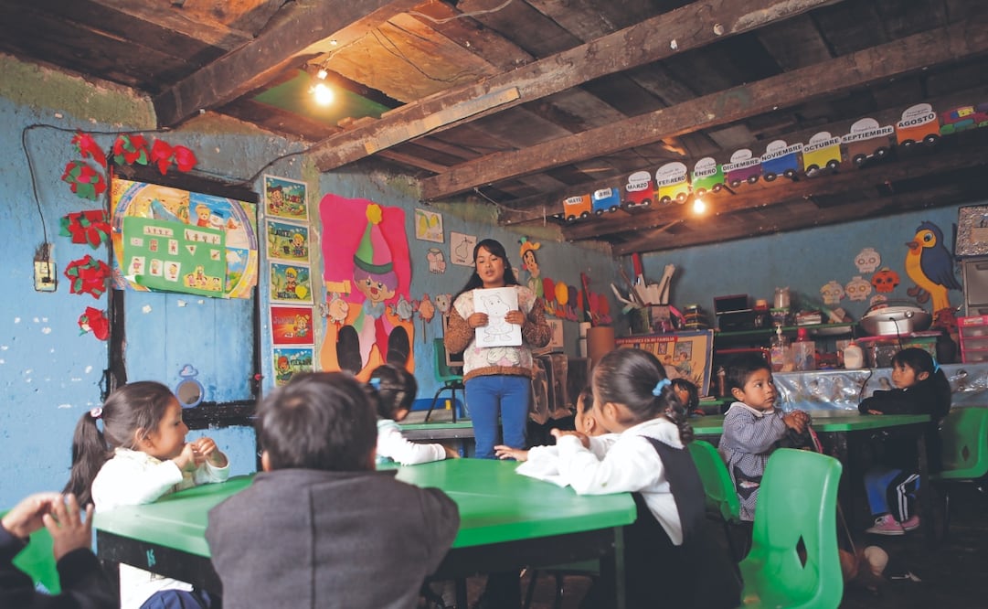 La SEP atribuye la reducción de escuelas de nivel inicial y preescolar a la baja natalidad; especialistas señalan falta de inversión. Archivo El Universal