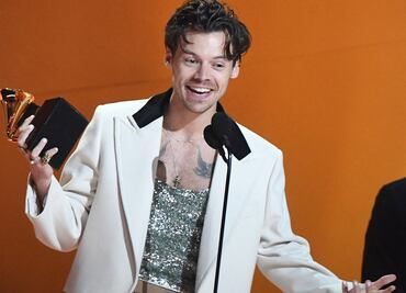 Tunden en redes a Harry Styles por su discurso en los Grammys; lo llaman "privilegiado"
