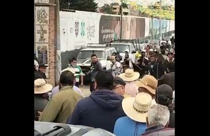 VIDEO: Reportan pelea campal en panteón de Cuajimalpa; hay 13 detenidos