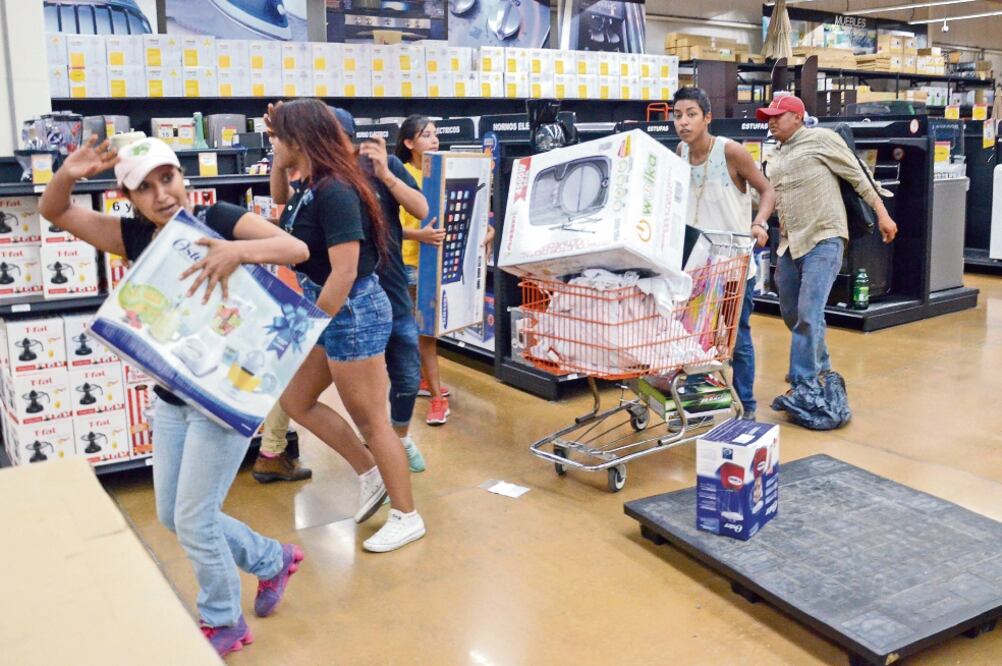 Este año será de nulo crecimiento económico, por lo que se enciende la alerta por la inseguridad pública y el descontento popular, advierten especialistas (PATRICIA MORALES. EL UNIVERSAL)