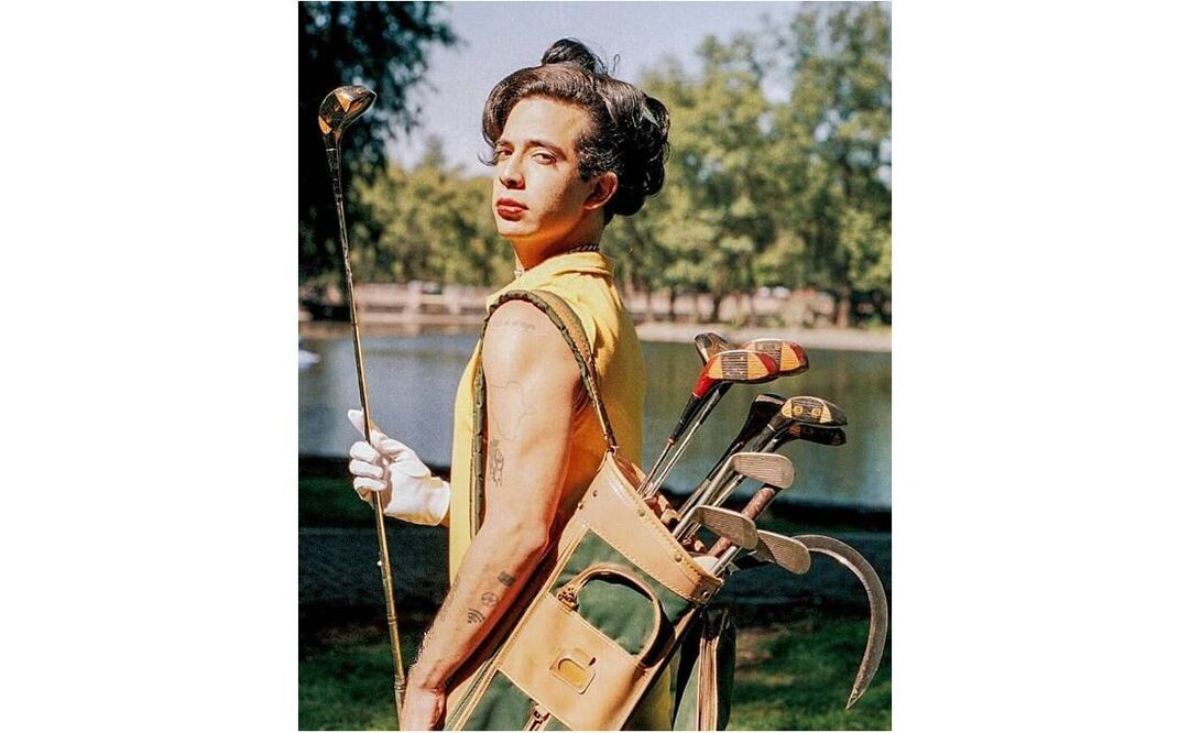 “Todo tranquilo”: Pepx Romero cuenta la historia de su performance donde lame y besa piezas del Museo de Antropología