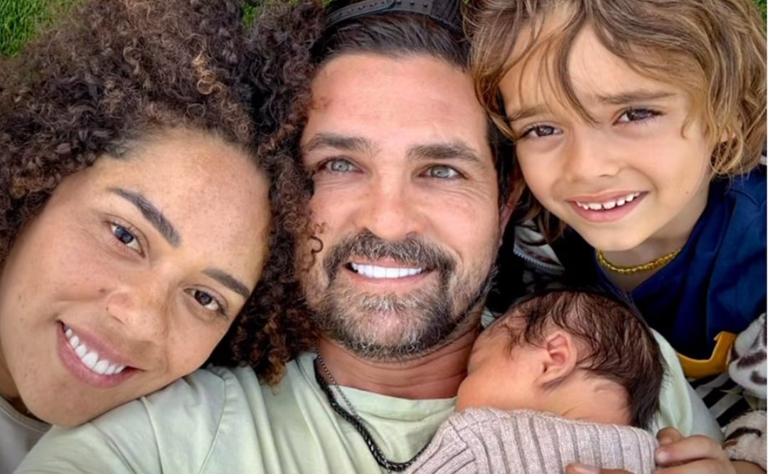 Nace Saulo, hijo de Ferdinando Valencia y Brenda Kellerman. Aquí aparecen con Tadeo, su hijo mayor.