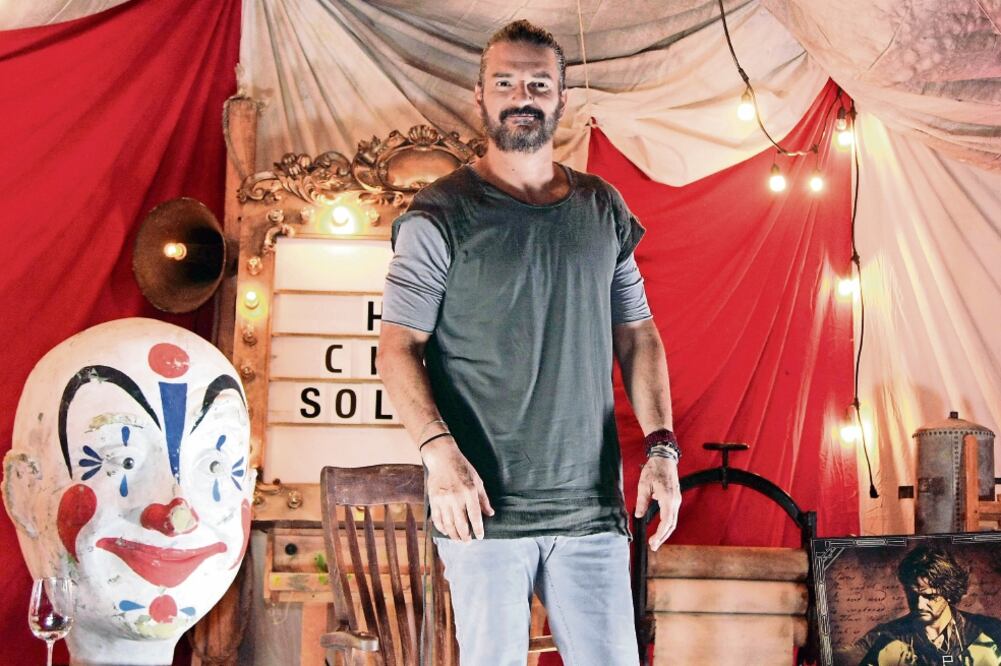 Arjona se encuentra en la Ciudad de México para promocionar su nuevo disco Circo soledad. (CARLOS MEJÍA. EL UNIVERSAL)