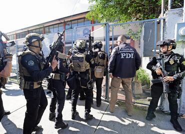 Reclama despido y toma un rehén; policías lo abaten