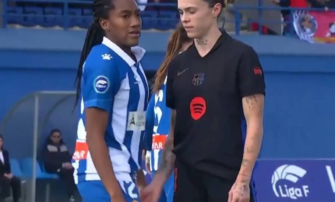 Mapi León descarta el "tocamiento de zona íntima" a la colombiana Daniela Caracas; durante un partido en España