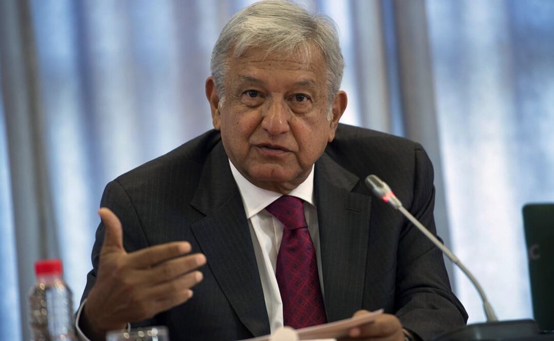 El presidente nacional de Morena, Andrés Manuel López Obrador durante su participación en un encuentro con la comunidad universitaria en la Universidad de Cantabria (Foto: Archivo / EFE)