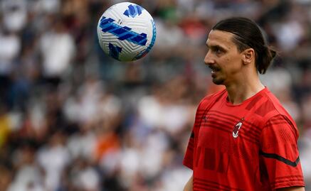 Zlatan Ibrahimovic fue operado y será baja de 7 a 8 meses