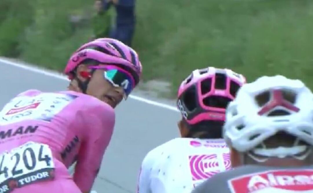 Isaac del Toro durante el Giro de Italia Foto: Capturas