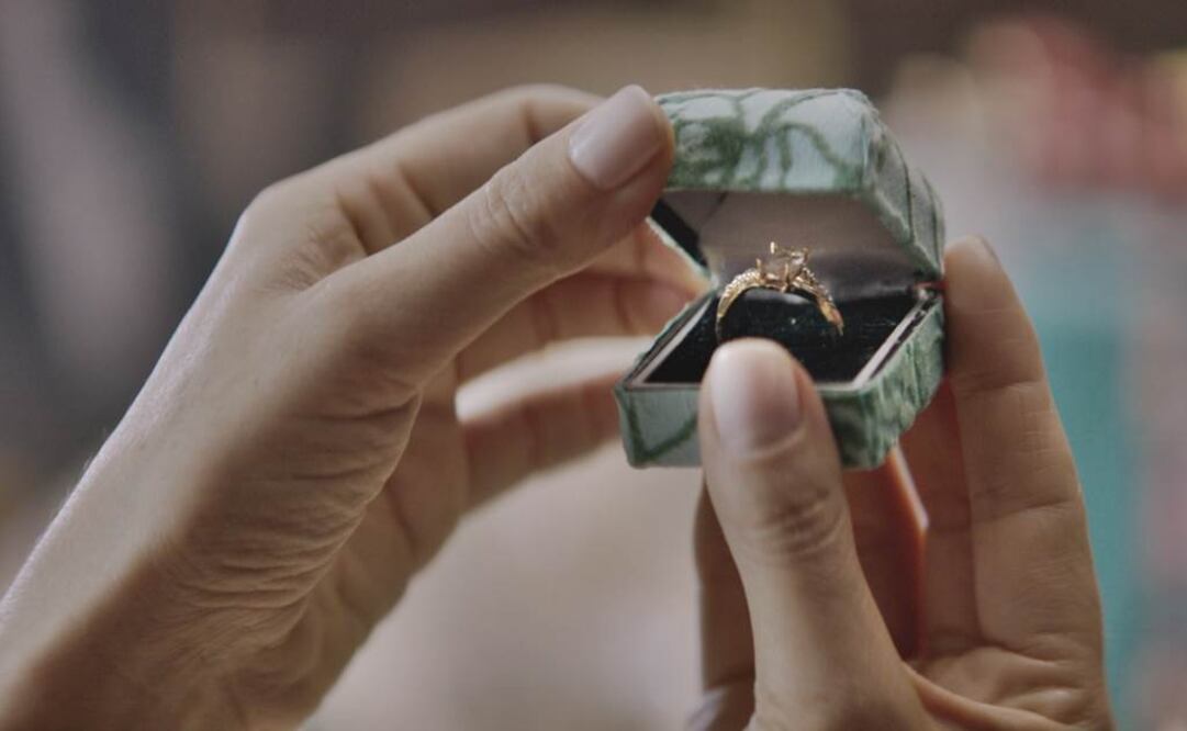 Madres mexicanas, inspiradoras de "Regalos" y emociones