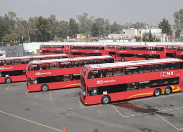 Metrobús de doble piso en Reforma está listo