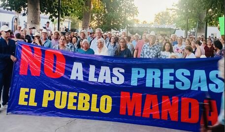 Alcalde de Ures reta a arreglarse a "chingadazos" a activista que se opone a construcción de presas en Sonora