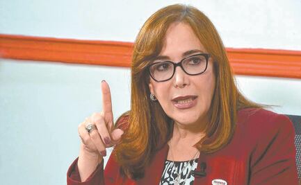 Critican en redes a Yeidckol Polevnsky por conmemorar natalicio de Mao Tse-Tung