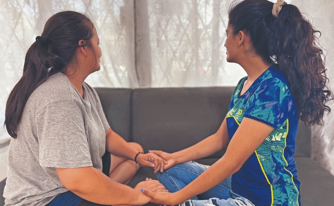 Paola y Katya son una pareja originaria de Honduras, país del que huyeron tras ser perseguidas por la Mara Salvatrucha 18. Foto: Marcela Perales