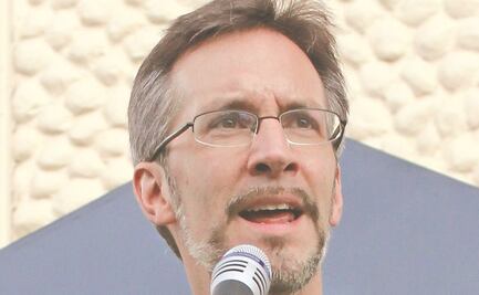 Pide diputado panista retirar a Ackerman del proceso evaluador de consejeros del INE