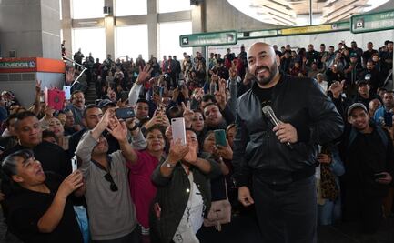 Lupillo Rivera sorprende y arma "baile" en la línea B del Metro