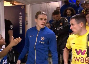 VIDEO: Conor Gallagher es tachado de racista tras negarle el saludo a un niño pequeño