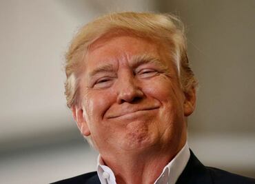 Gran demanda de pelucas de Trump para carnaval en Austria