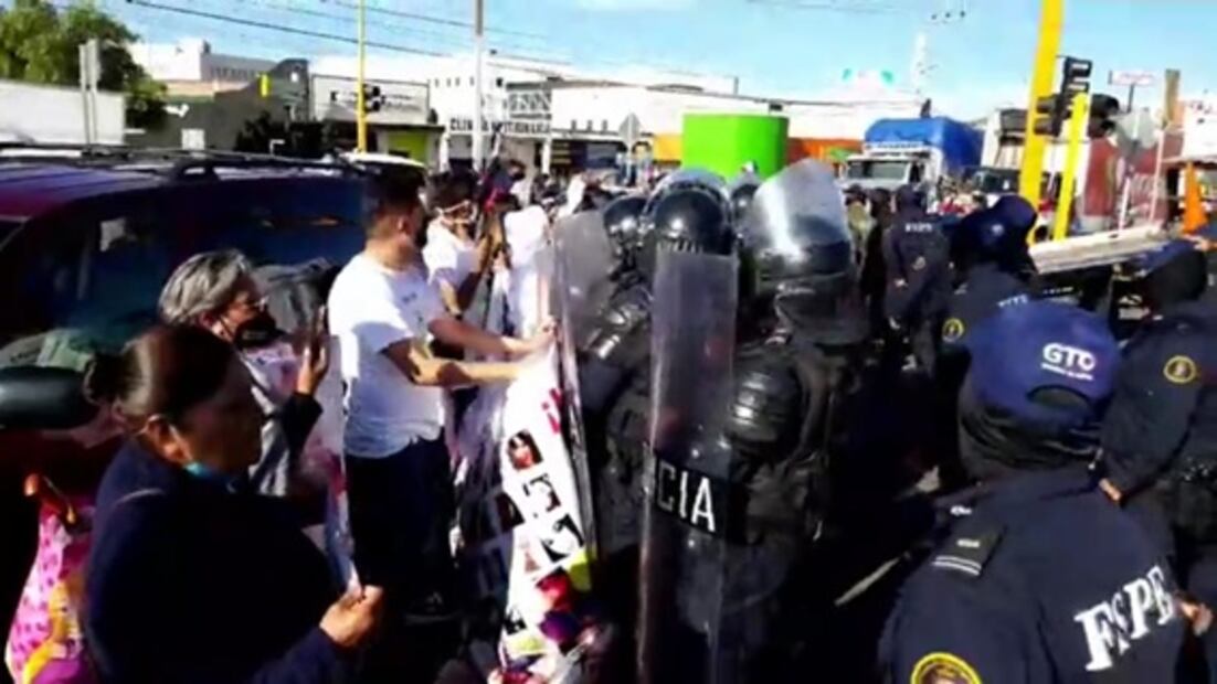 Desalojan a familiares de desaparecidos en Guanajuato