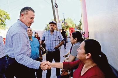 Garantiza gobernador atención médica a niños