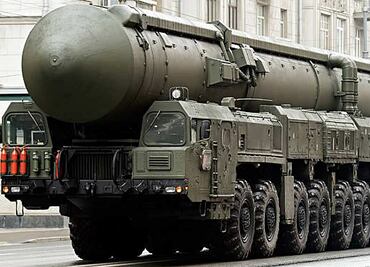 Guerra en Ucrania: ¿Cómo es el misil balístico intercontinental que Rusia habría lanzado a Ucrania?, esto se sabe