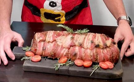 Rollo de carne envuelto en tocino para Navidad