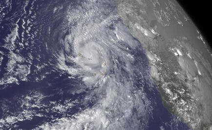 Tormenta tropical Fred se aleja de Cabo Verde
