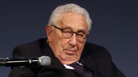 De visionario a "miseria moral": las reacciones a la muerte de Henry Kissinger