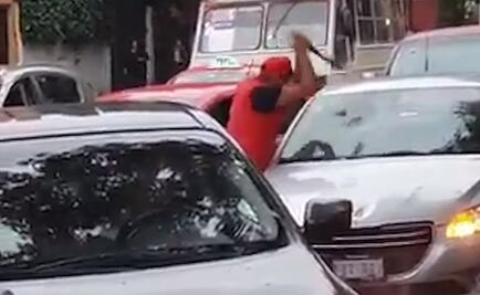 Ponen “candado administrativo” a taxista por romper parabrisas en Acoxpa