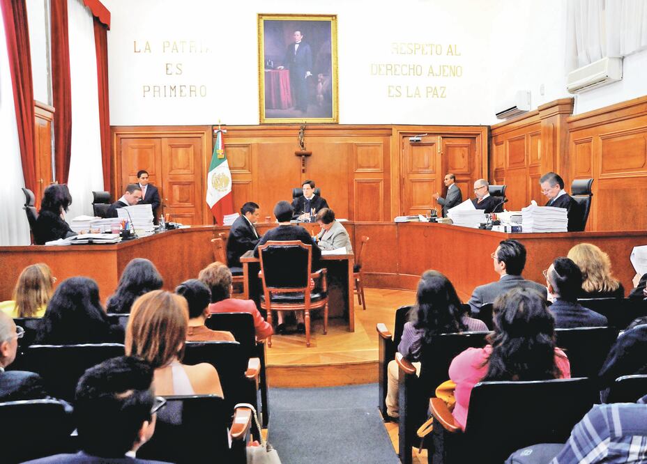 El ministro José Fernando Franco González Salas fue el encargado del proyecto aprobado por la Segunda Sala de la SCJN, que analizó si los jueces de amparo tienen o no la obligación de acatar criterios emitidos por el INAI (ESPECIAL)