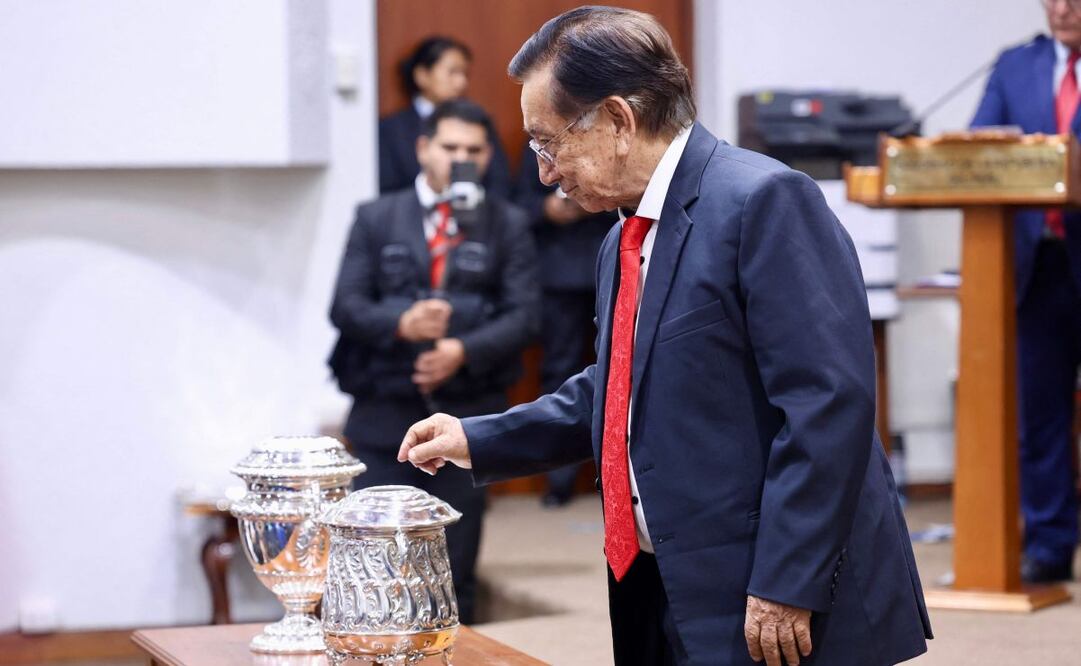 El exmagistrado de 83 años supera a María del Carmen Alva. (18/02/26) Foto: AFP
