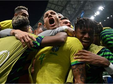 Con doblete de Richarlison, Brasil vence a Serbia en su presentación en Qatar 2022